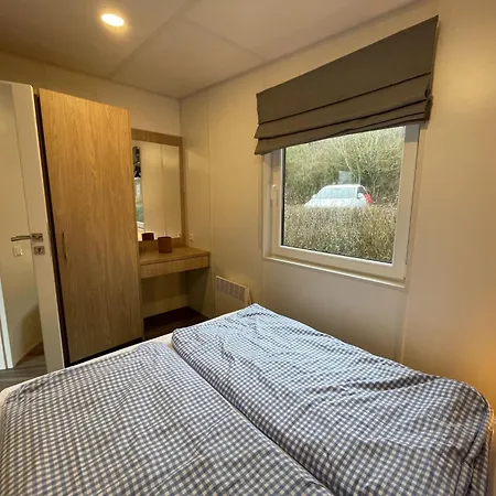 Holiday Tinyhaus Am See By Interhome * ヴェムディンク